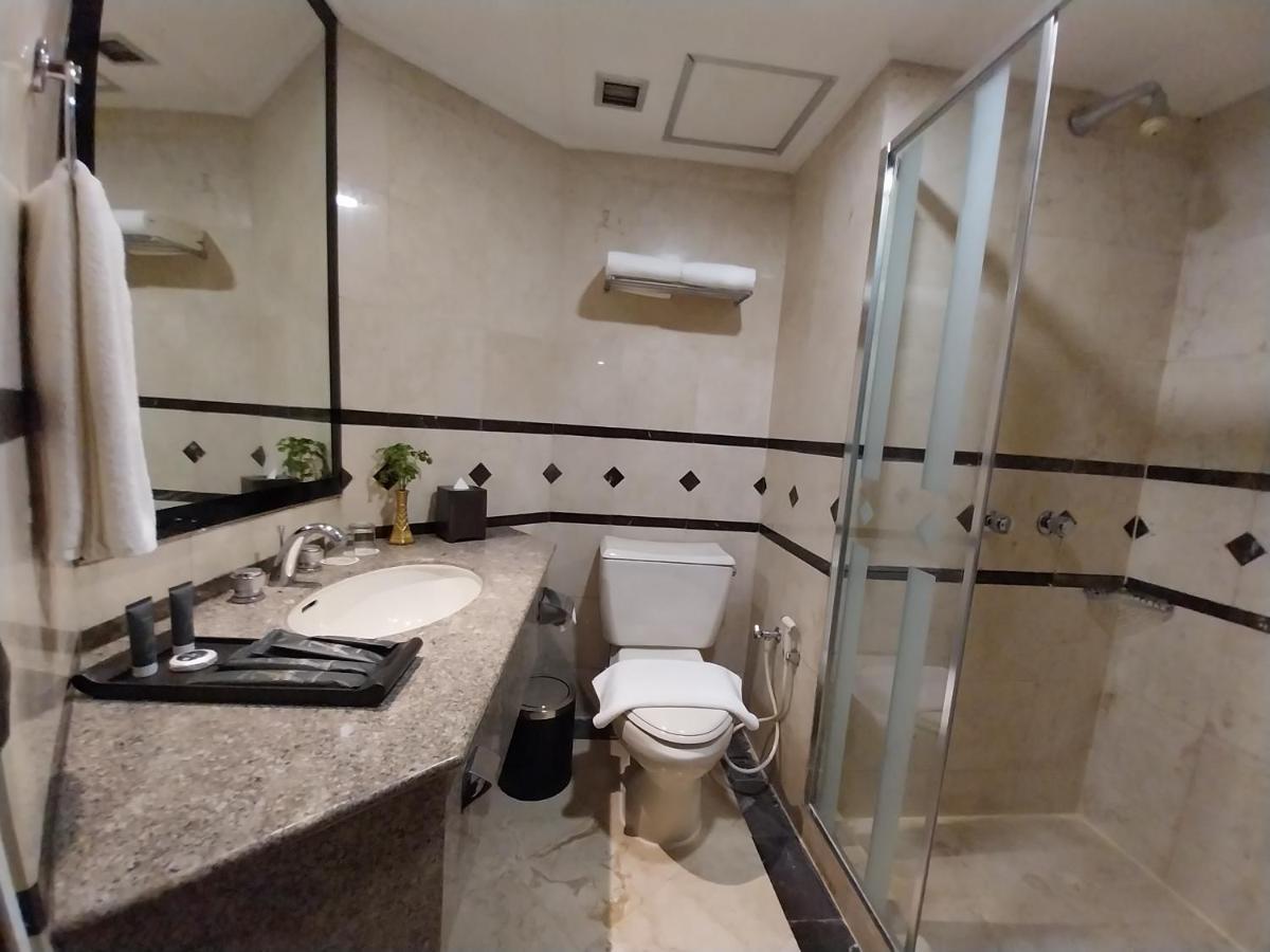 Horison Ultima Menteng Giacarta Esterno foto